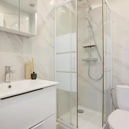 Appartamento Flat Folies Bergeres - Bail Mobilite - Imhost *